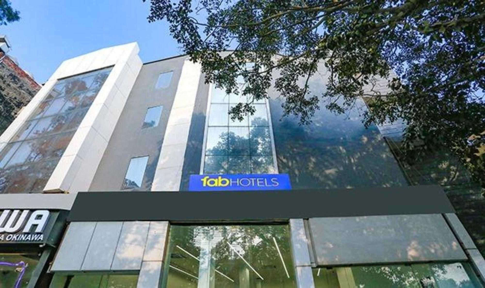 Fabhotel Urban Residency Model Town New Delhi Luaran gambar