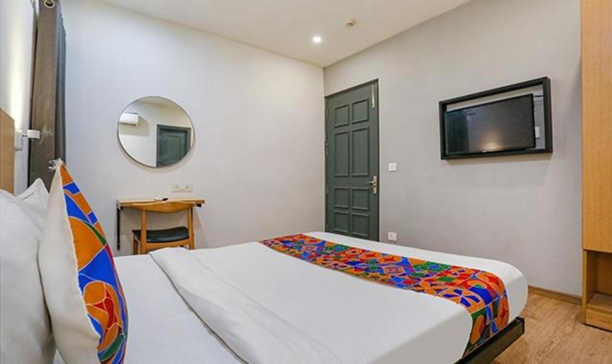 Fabhotel Urban Residency Model Town New Delhi Luaran gambar